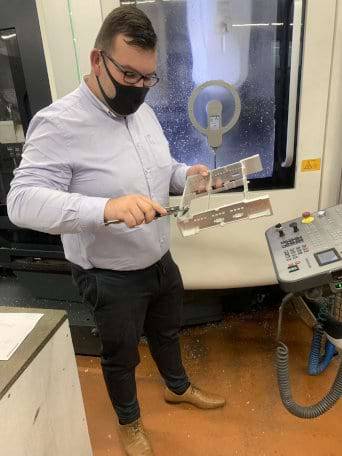 Sarkis Sarkisian dans son entreprise Almeras